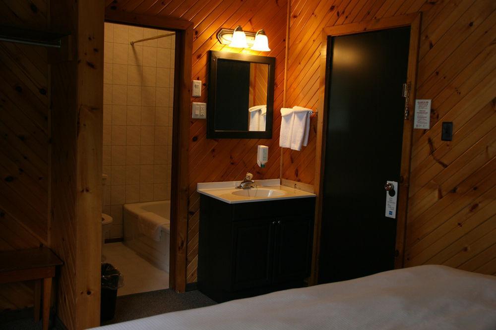 Beachwood Resort Deer Bay 外观 照片